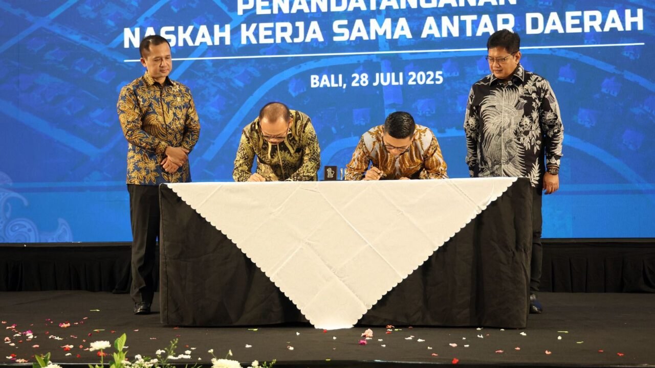 Gubernur Banten Tandatangani MoU Transmigrasi Dengan Provinsi Sulawesi Barat