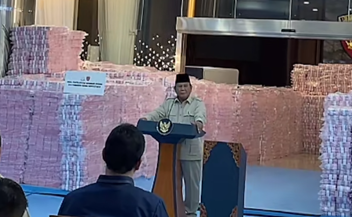 Presiden Prabowo Saksikan Kejagung Menyerahkan Keuangan Negara sebesar 6,6 Triliun.